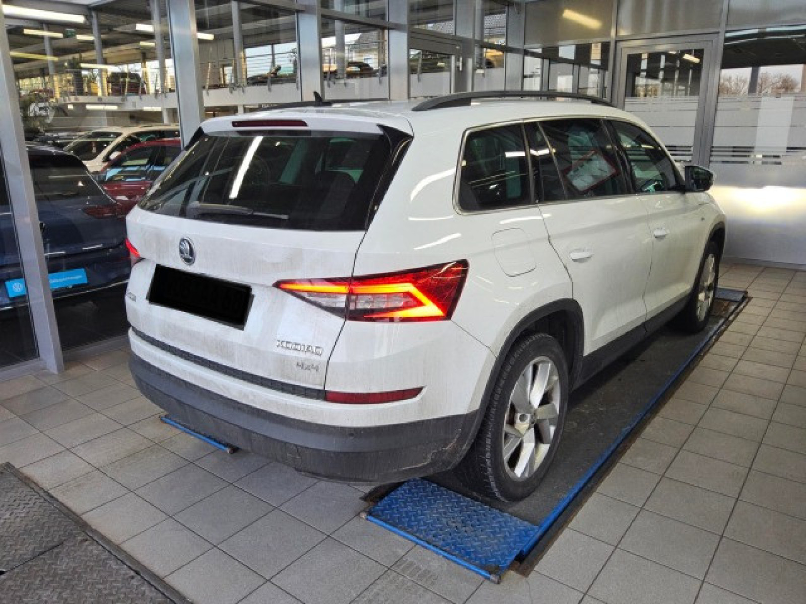 diagonalansicht-hinten-aussen