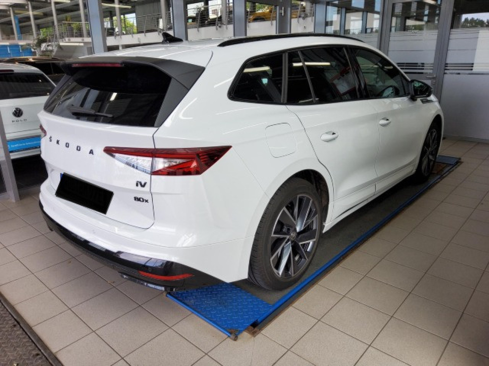 diagonalansicht-hinten-aussen