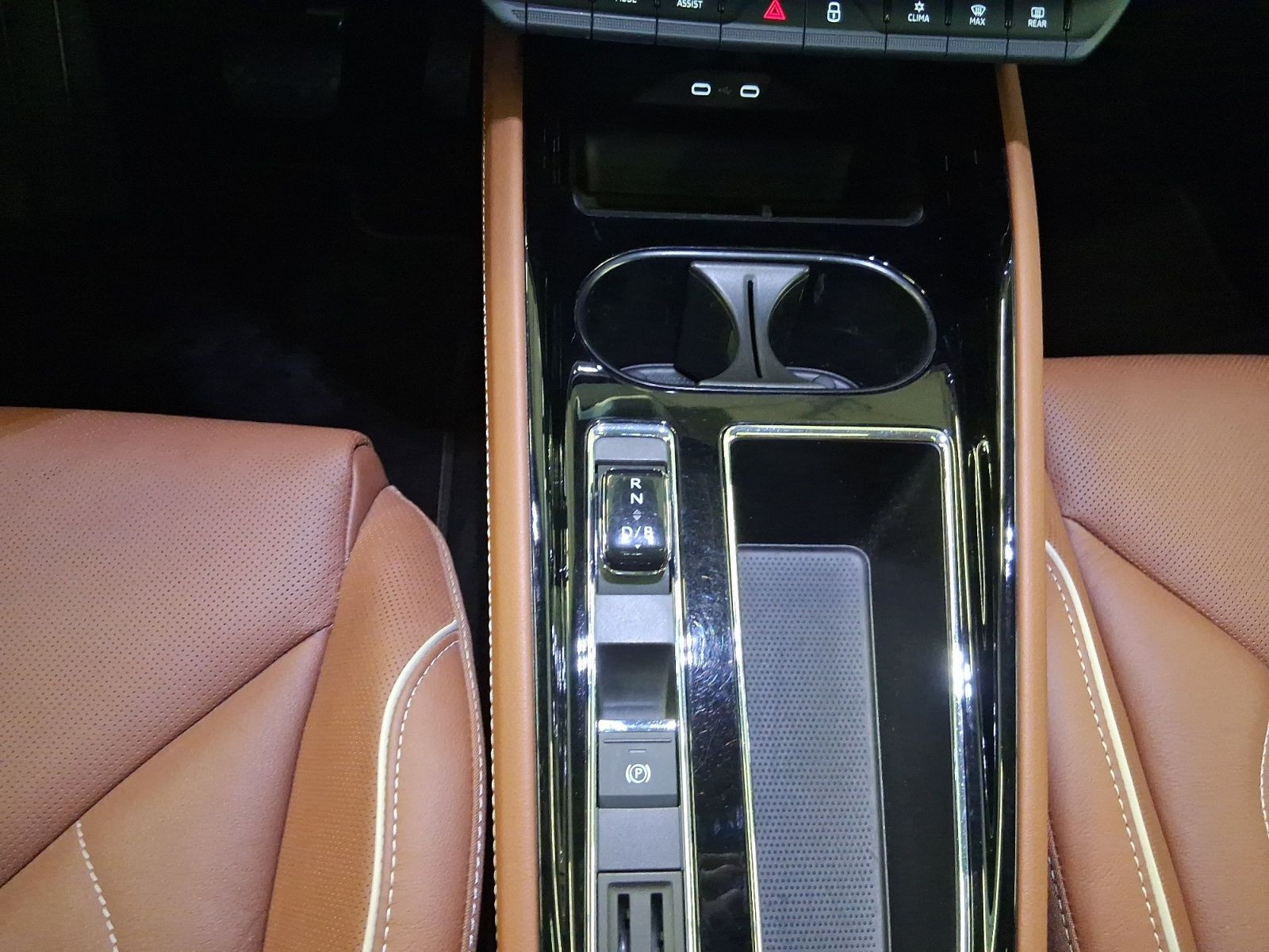 Škoda - Enyaq_12