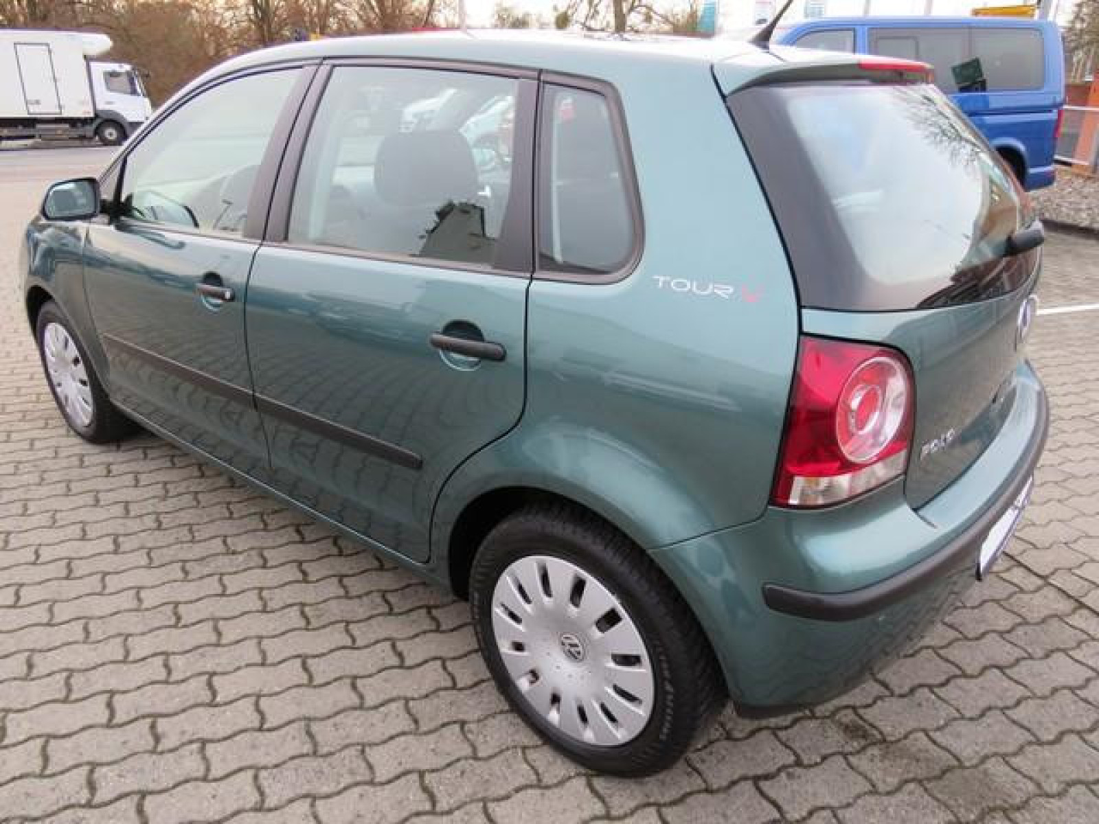 diagonalansicht-hinten-aussen