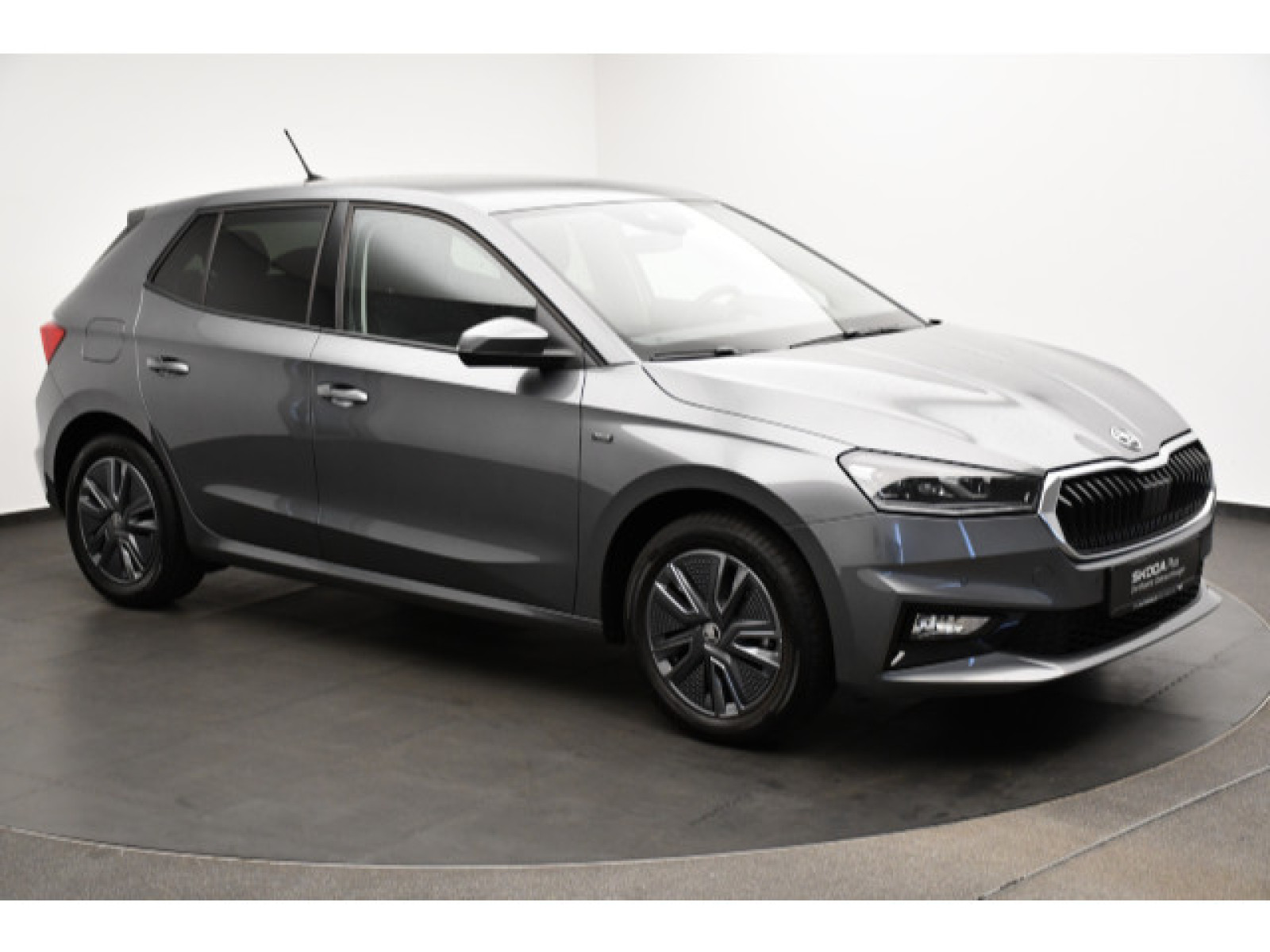 diagonal-frontansicht-aussen