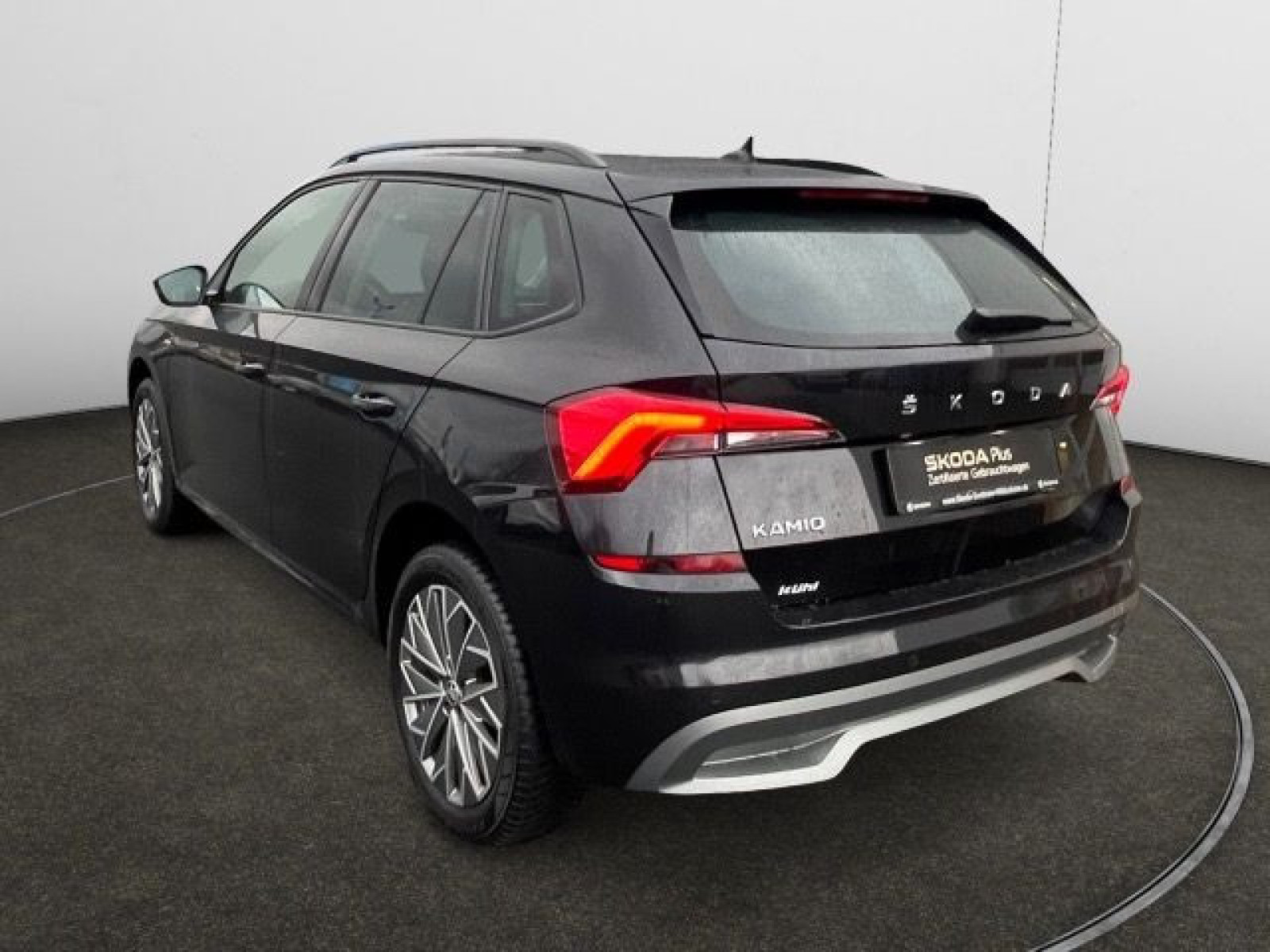 diagonalansicht-hinten-aussen