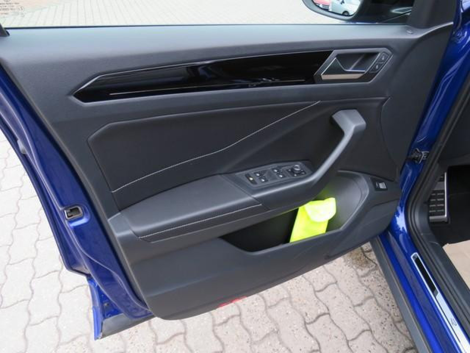 Volkswagen - T-Roc_20