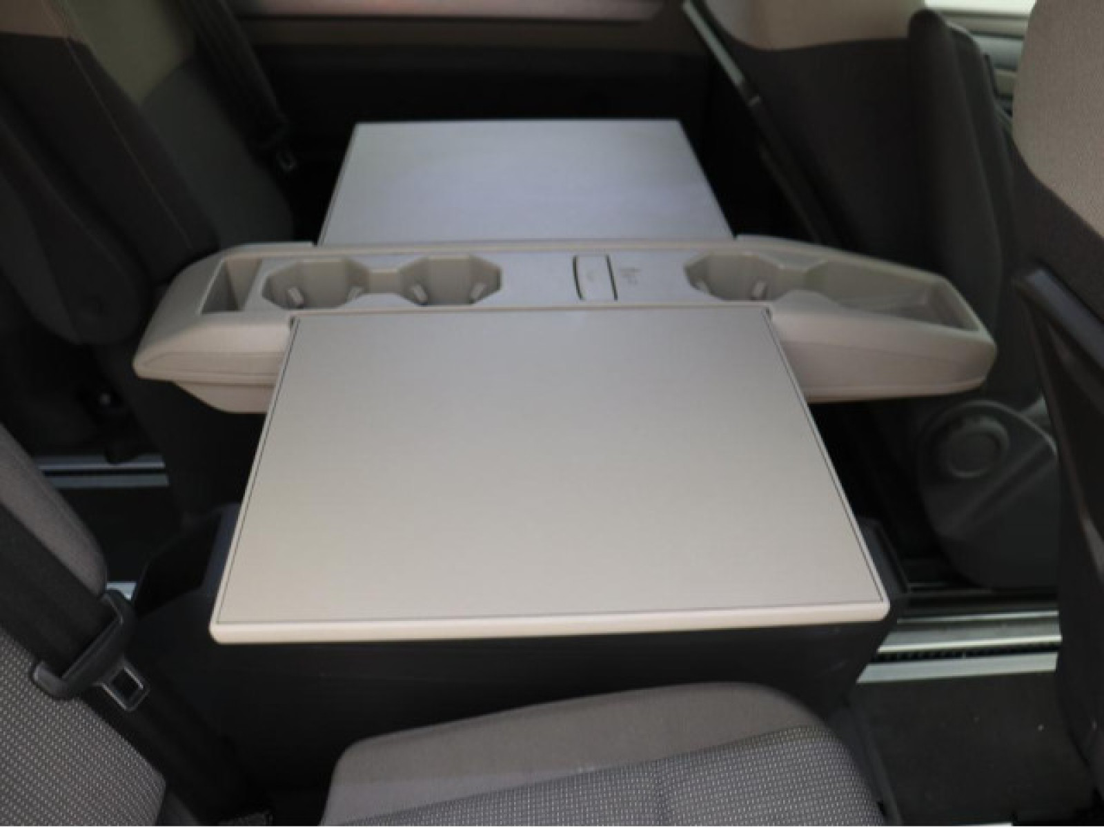 Volkswagen - T7 Multivan_11