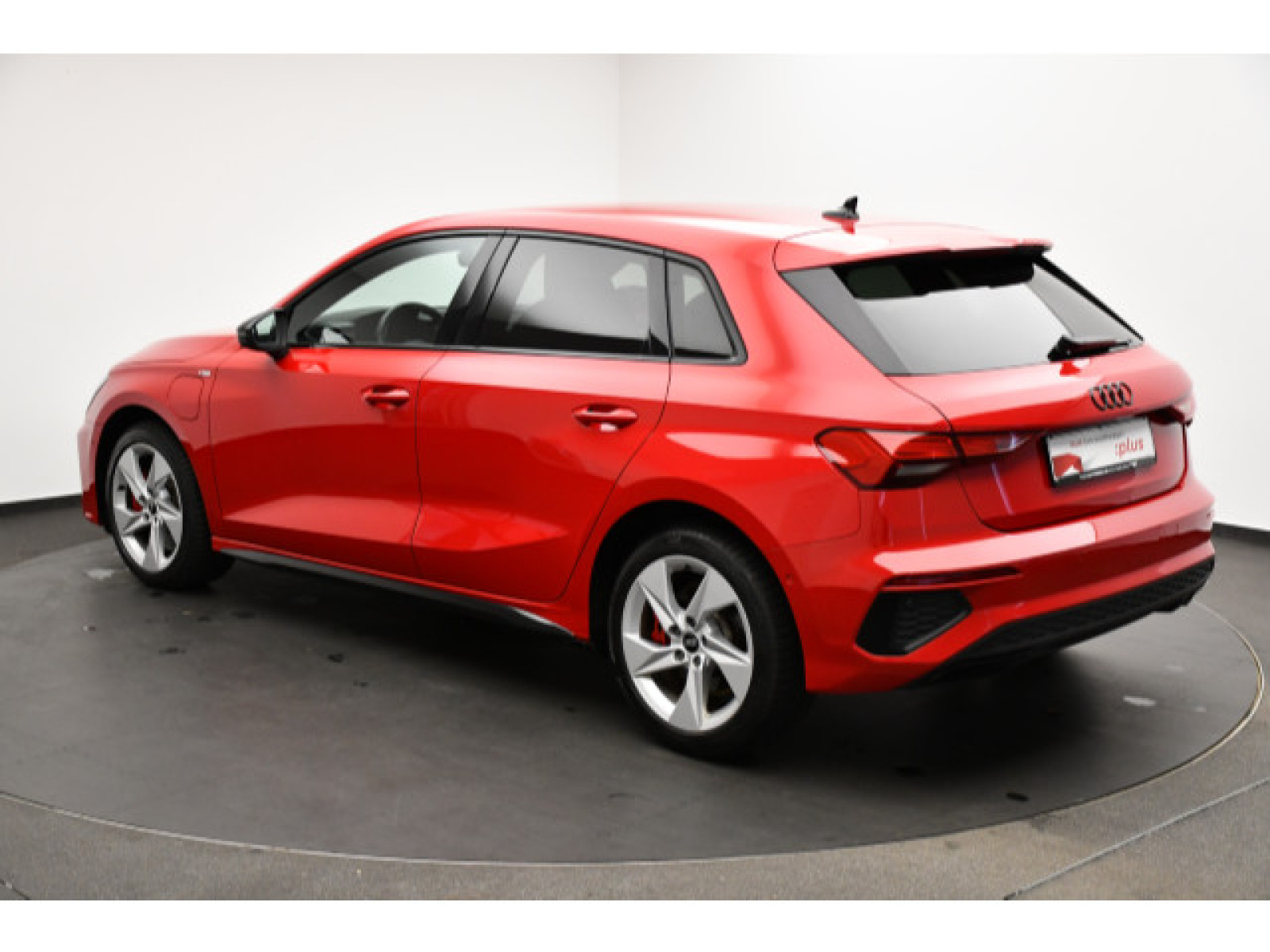 diagonalansicht-hinten-aussen