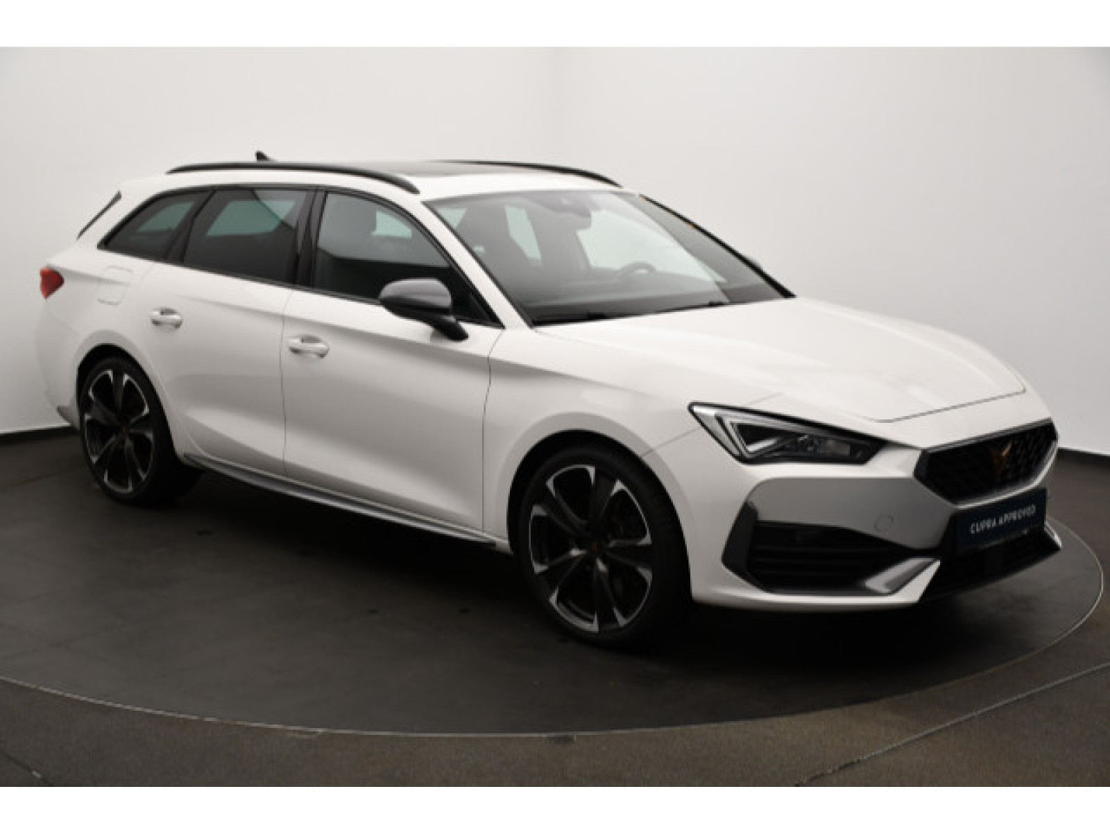 diagonal-frontansicht-aussen