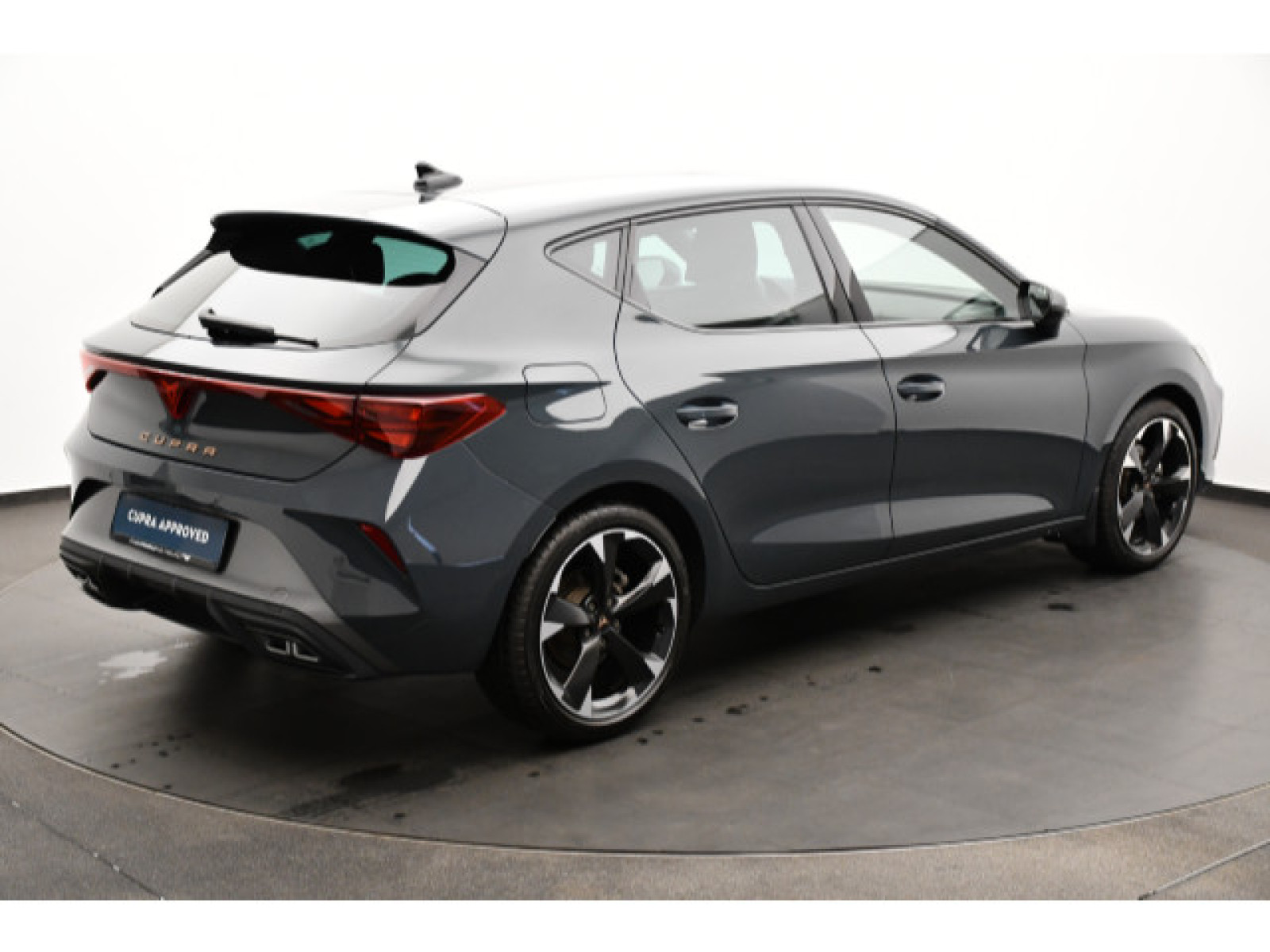 diagonalansicht-hinten-aussen