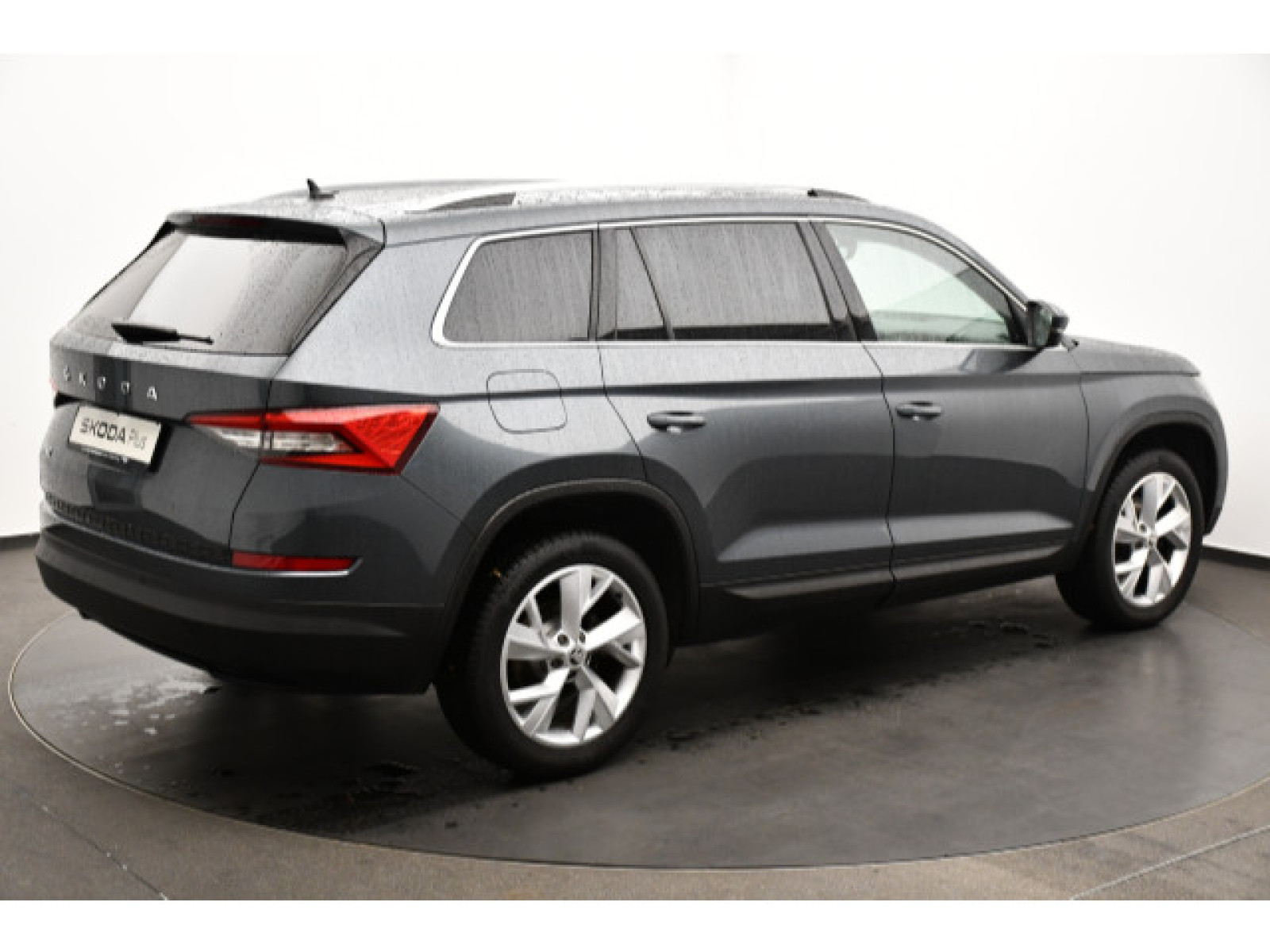 diagonalansicht-hinten-aussen