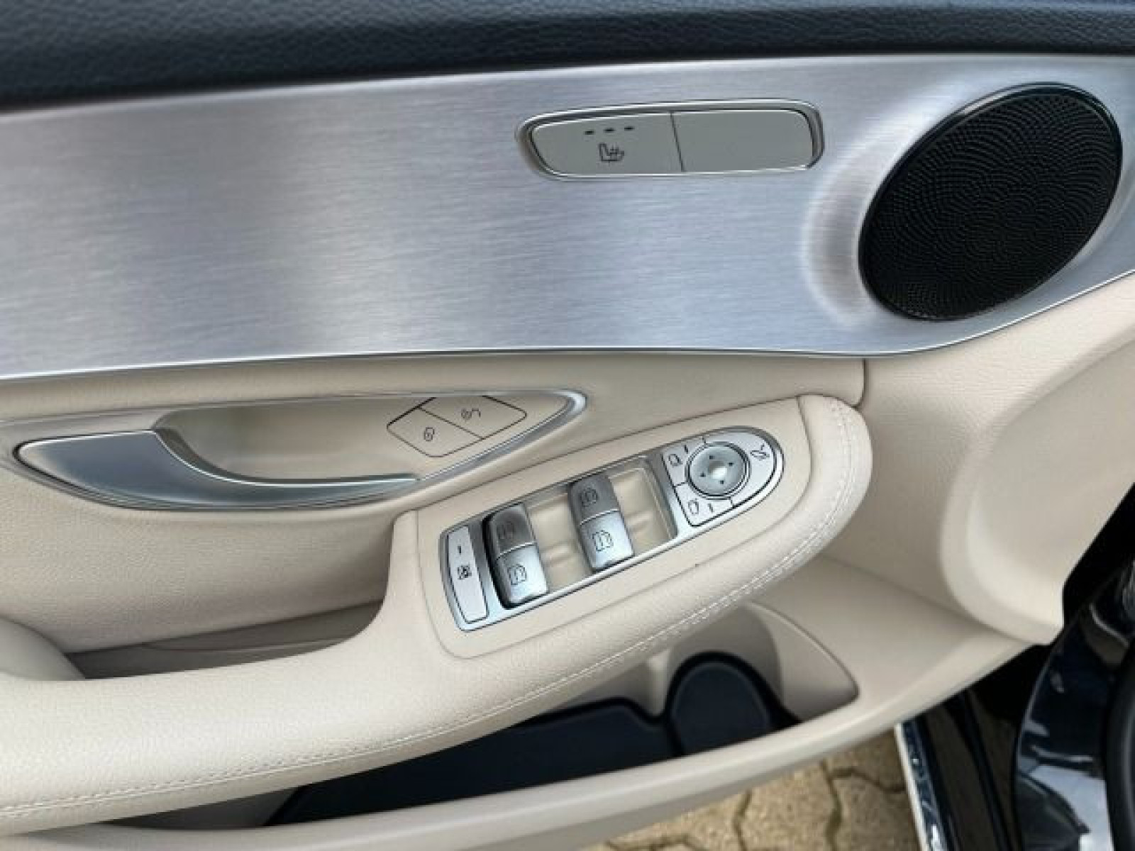 Mercedes-Benz - C 220_18