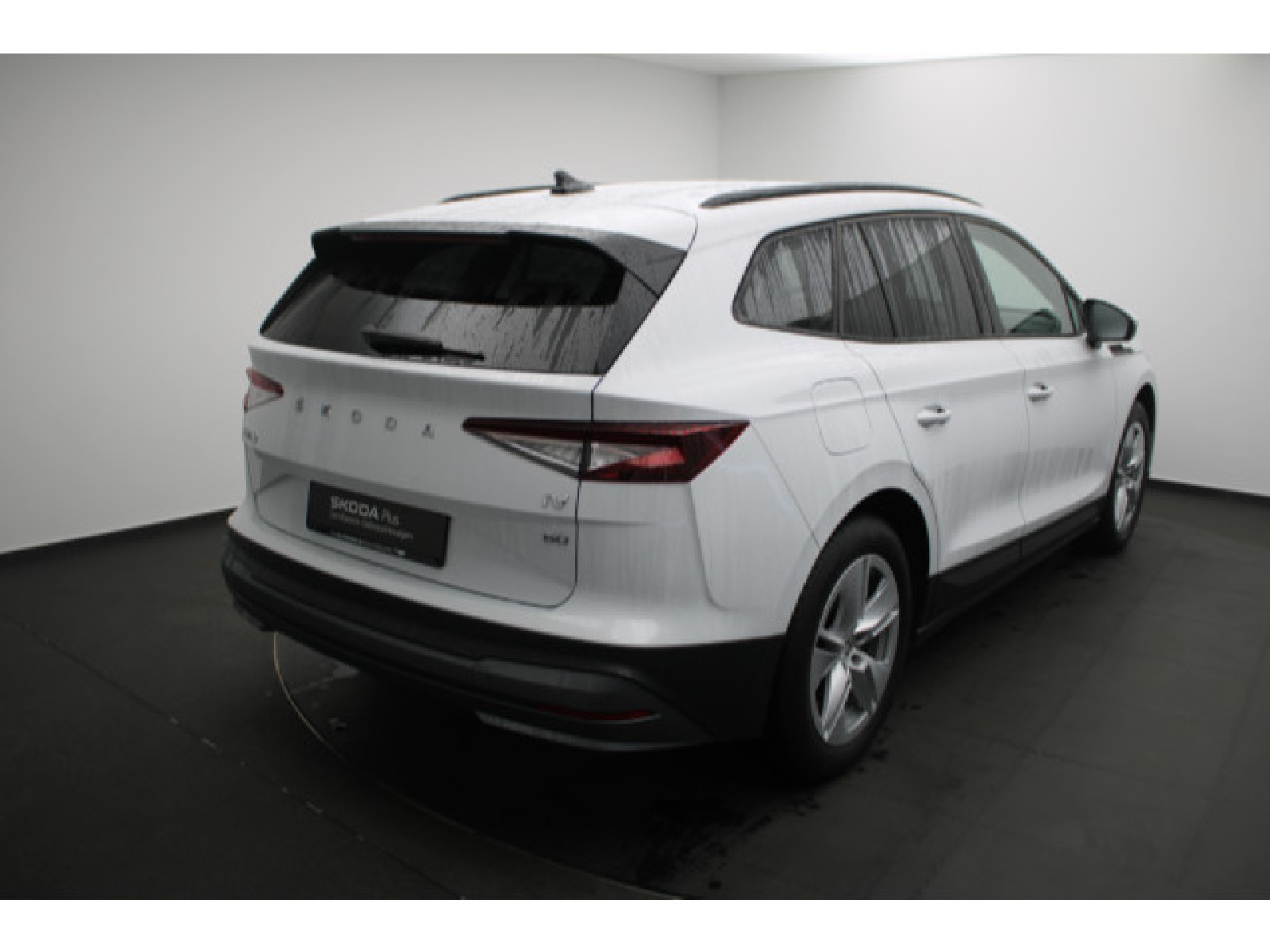 diagonalansicht-hinten-aussen