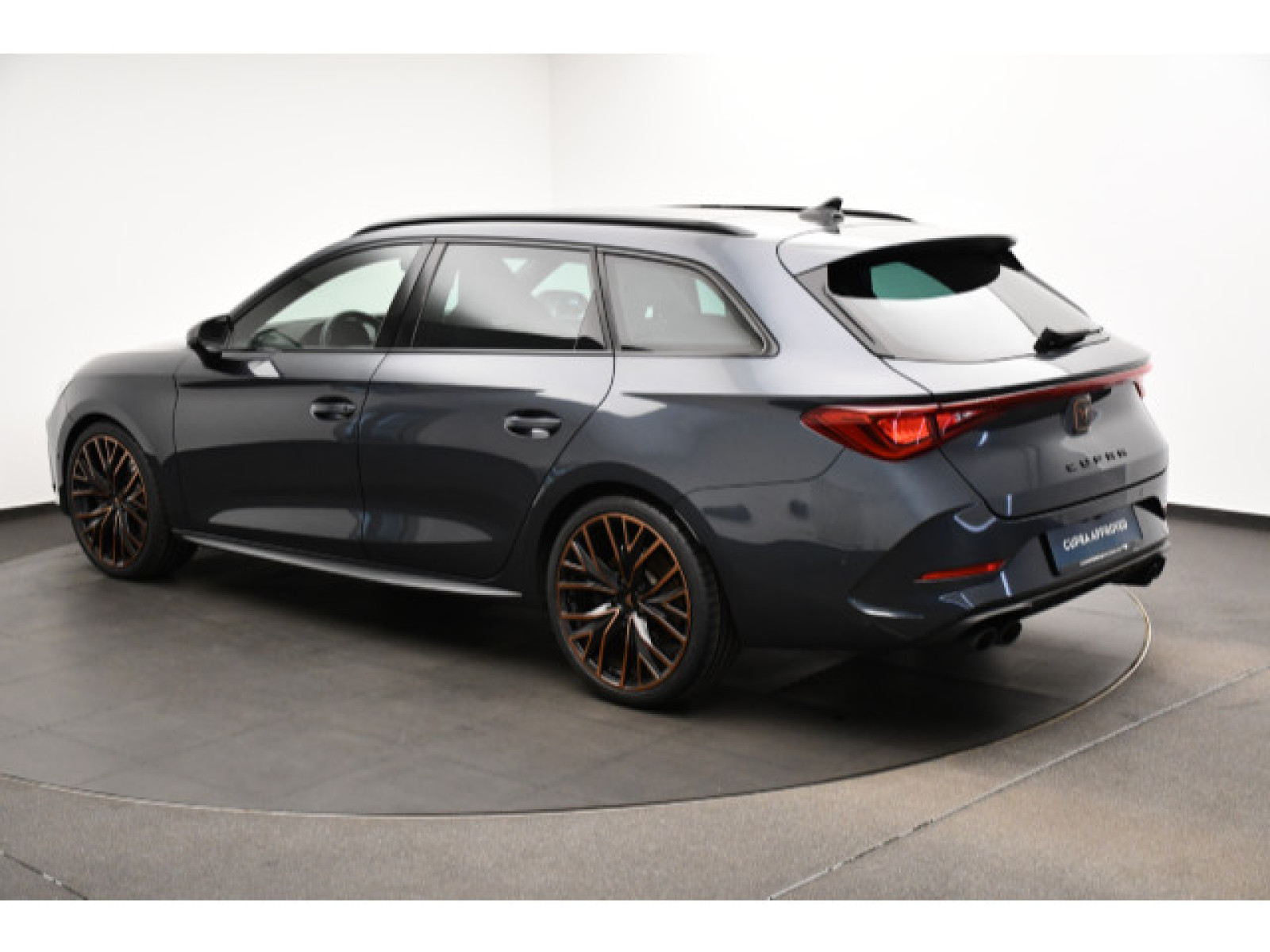 diagonalansicht-hinten-aussen