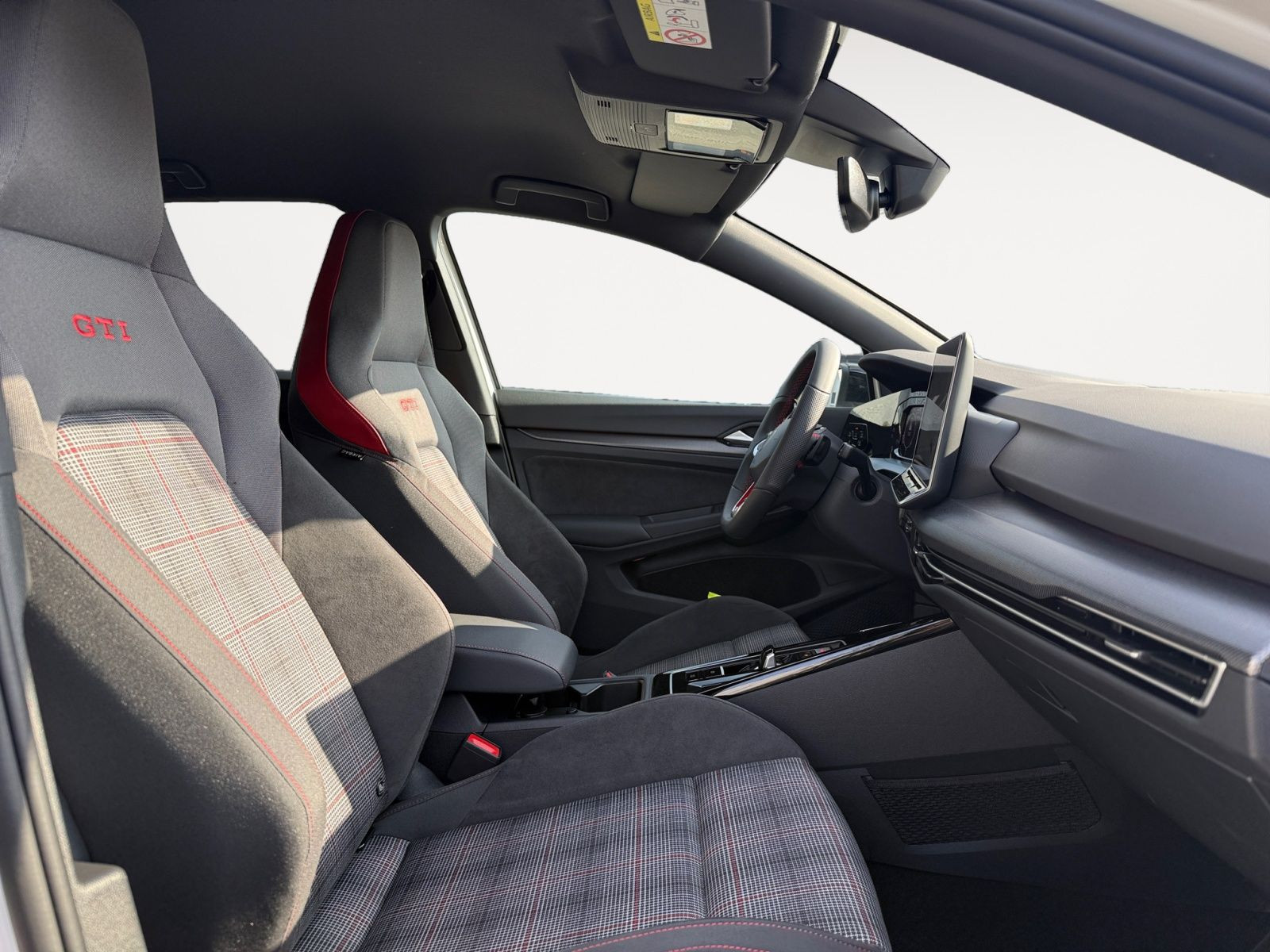 Volkswagen - Golf GTI_16