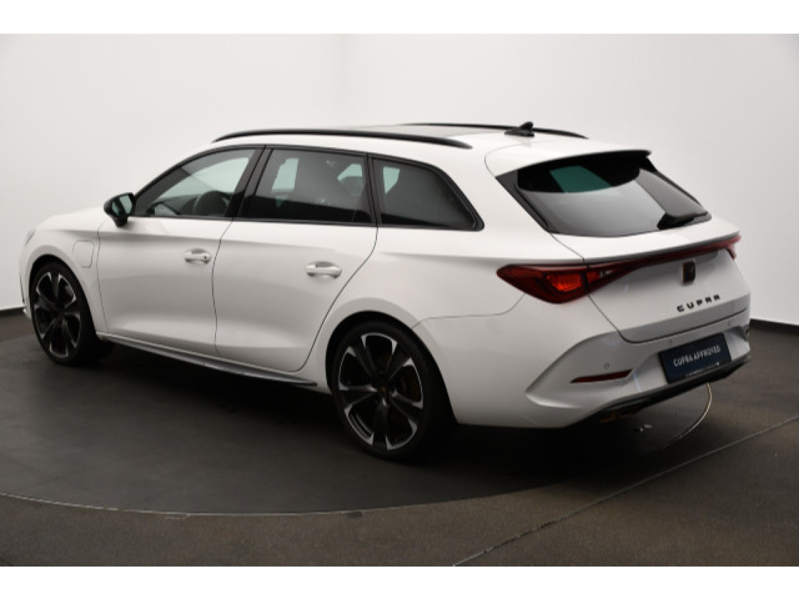 diagonalansicht-hinten-aussen