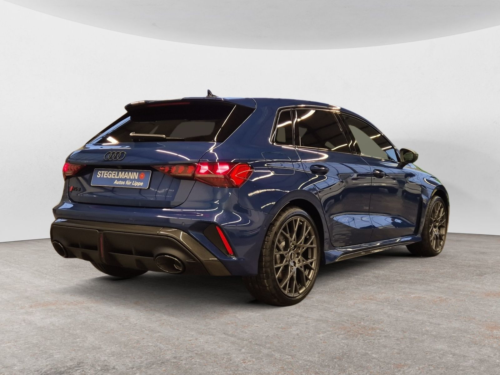 diagonalansicht-hinten-aussen