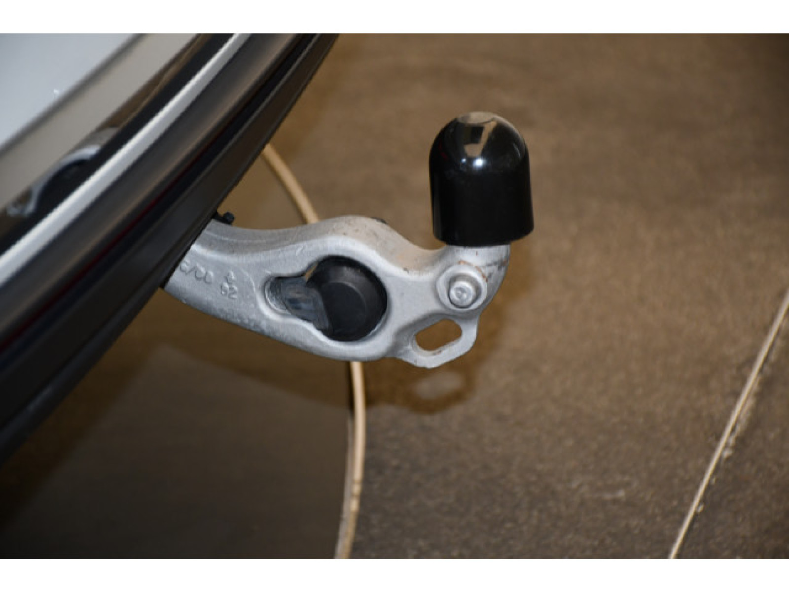 Volkswagen - Touareg_12