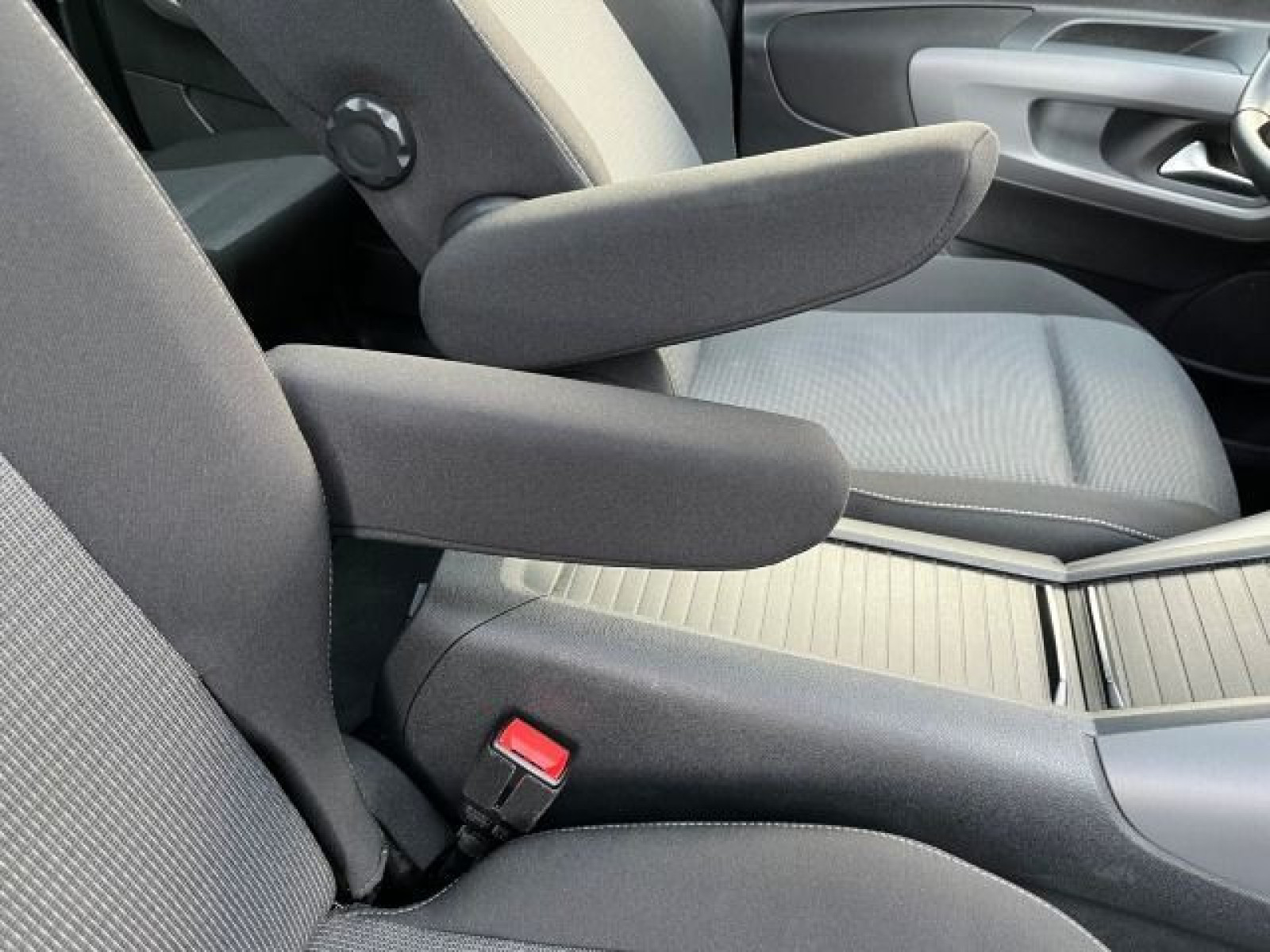 Toyota - PROACE CITY_15