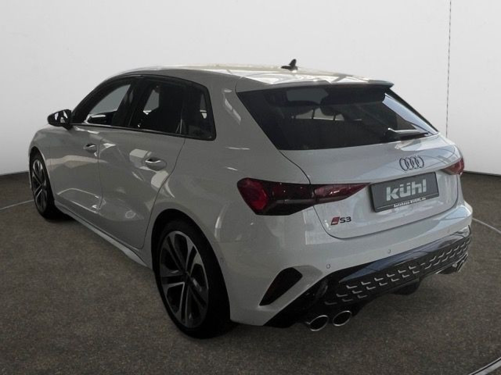 diagonalansicht-hinten-aussen