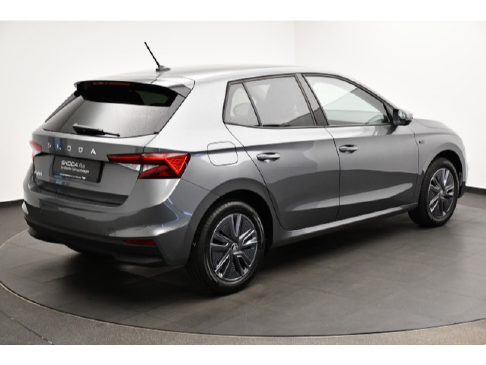 diagonalansicht-hinten-aussen