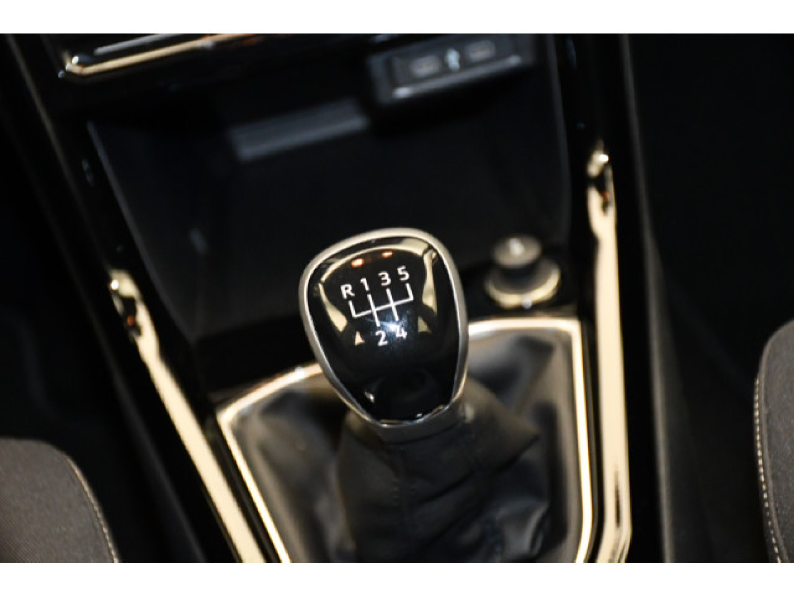 Volkswagen - T-Cross_7