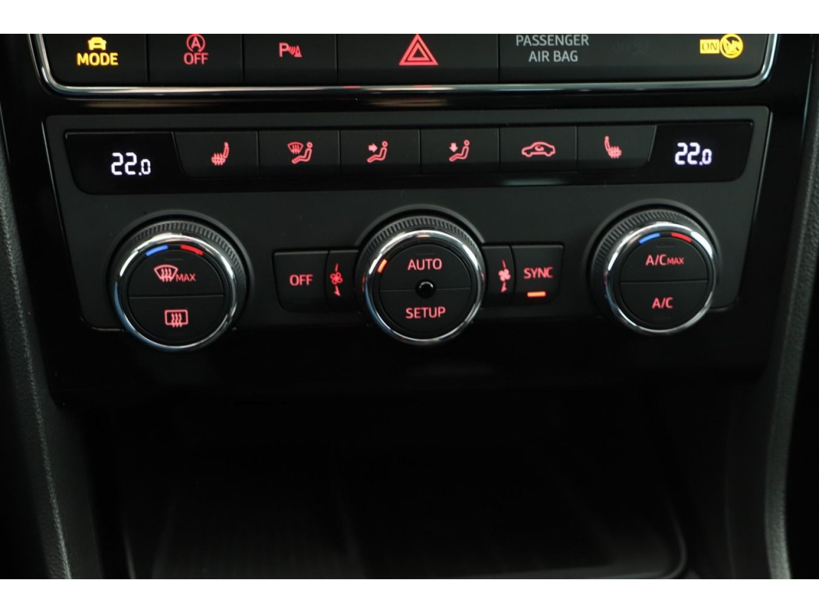 bedienungselemente-mitte-innen