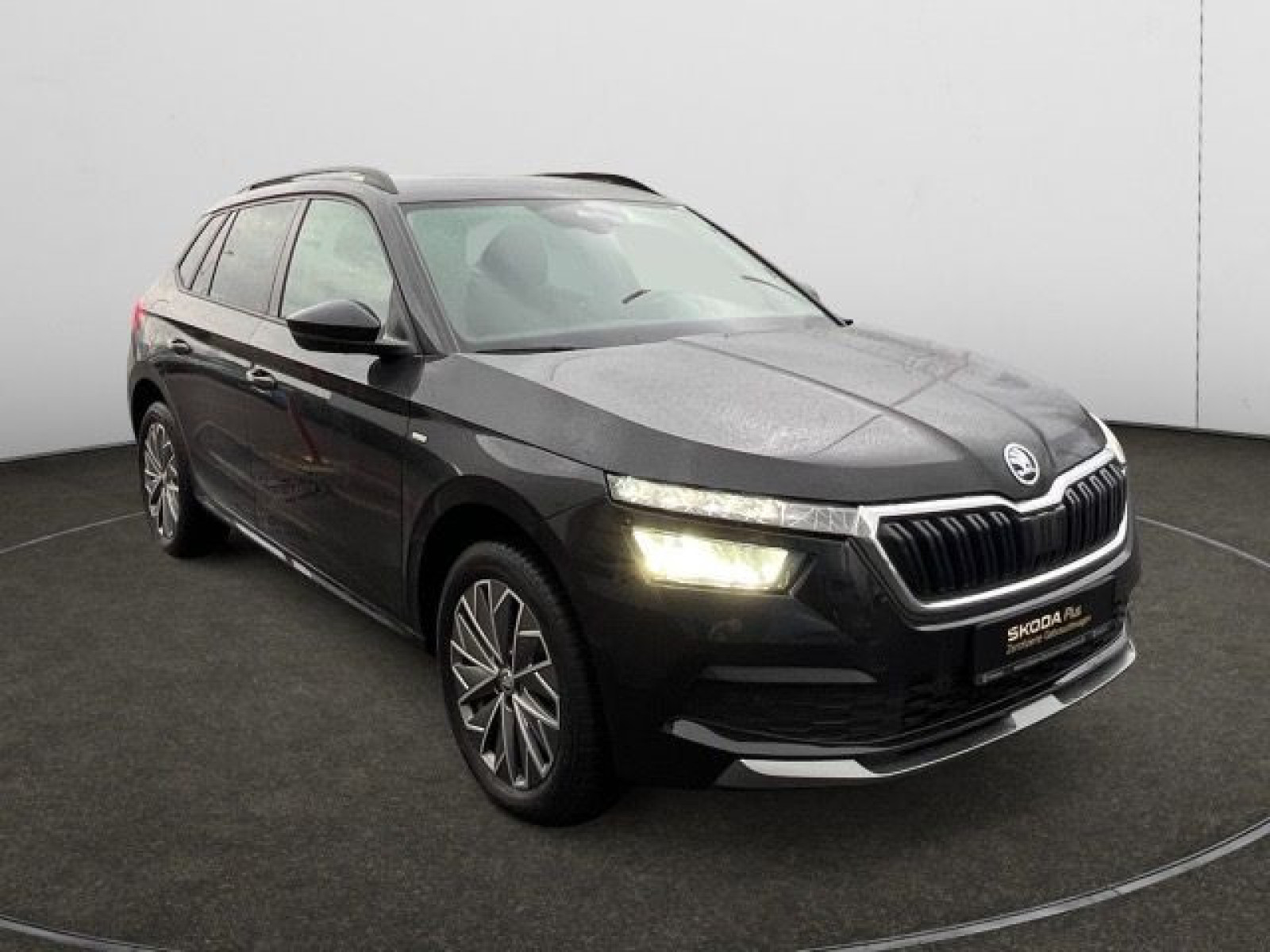 diagonal-frontansicht-aussen