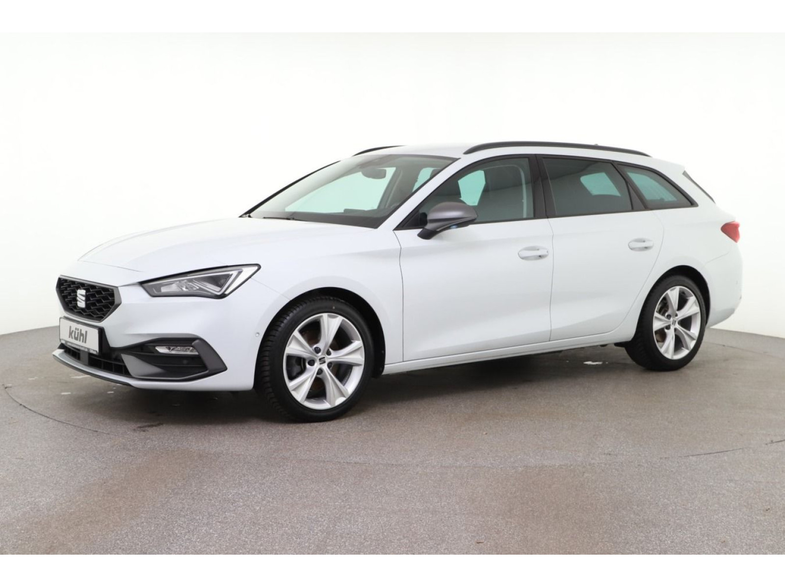 diagonal-frontansicht-aussen