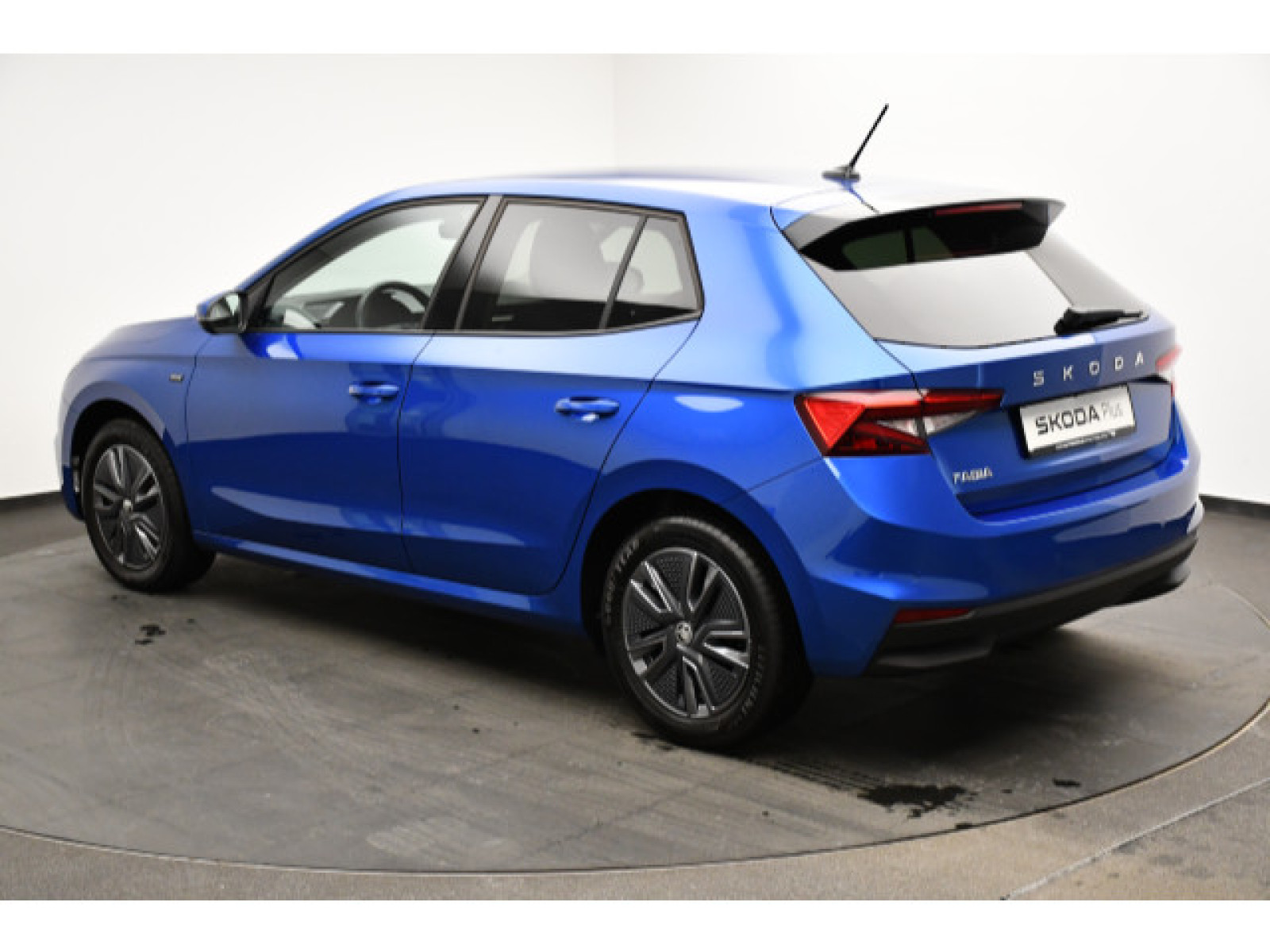 diagonalansicht-hinten-aussen