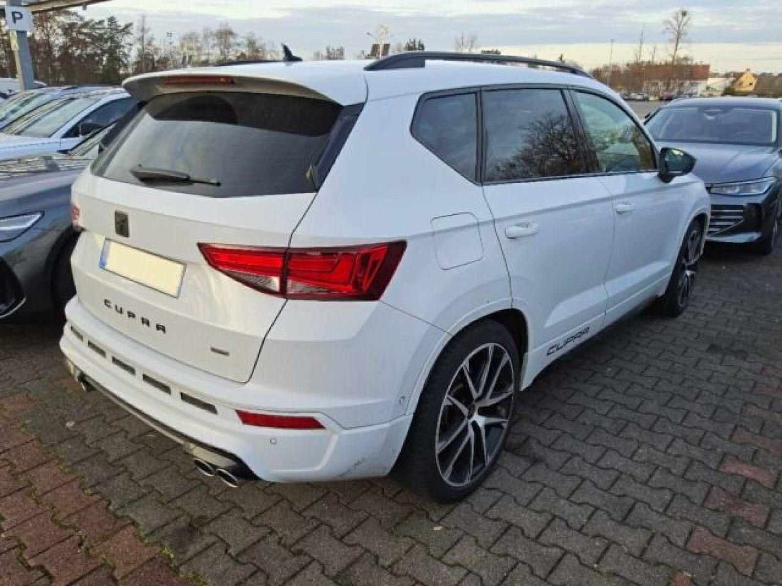 diagonalansicht-hinten-aussen