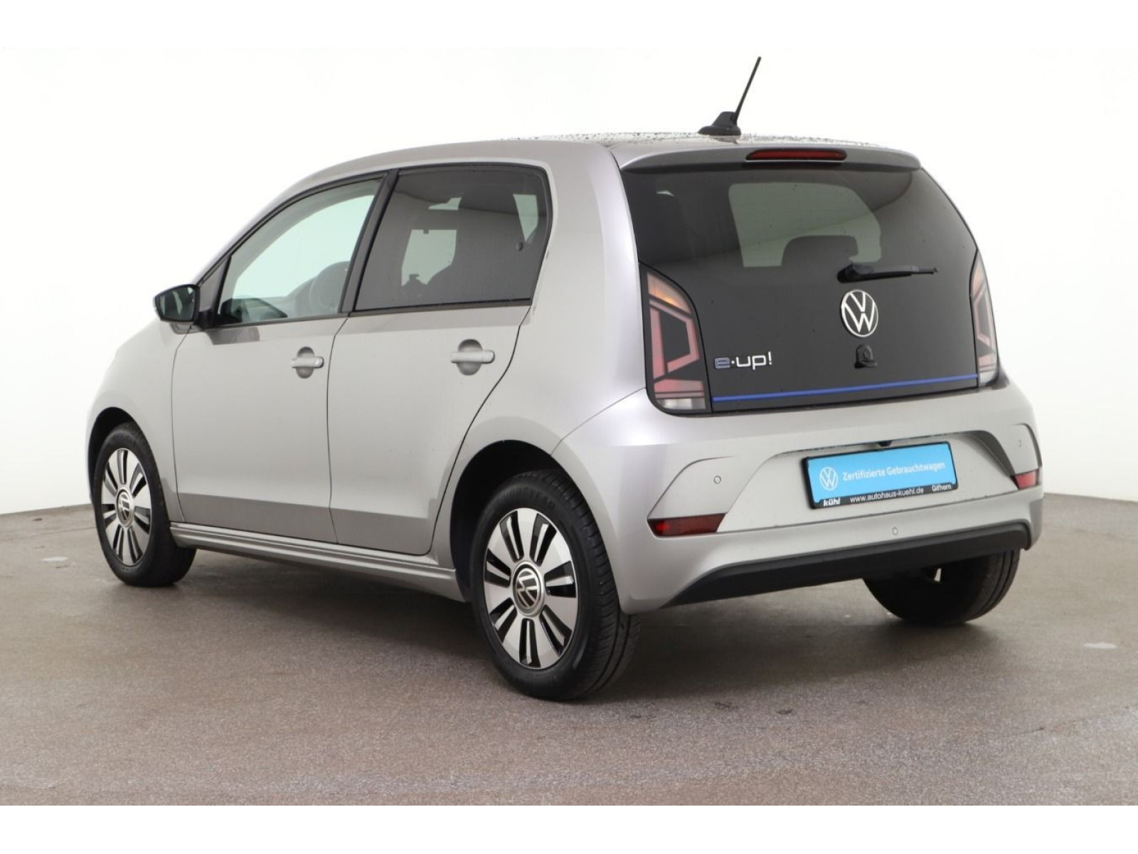 diagonalansicht-hinten-aussen