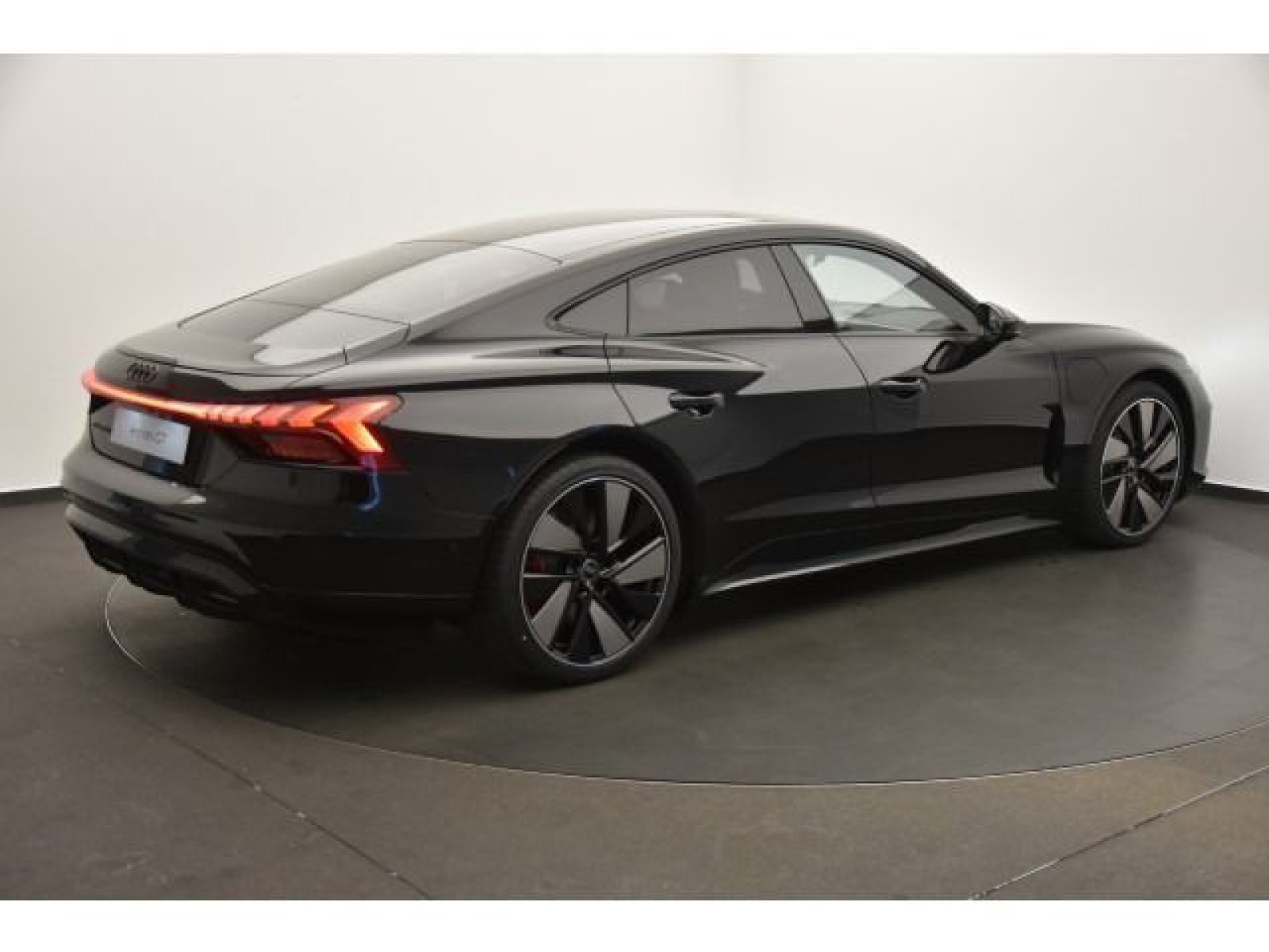 diagonalansicht-hinten-aussen