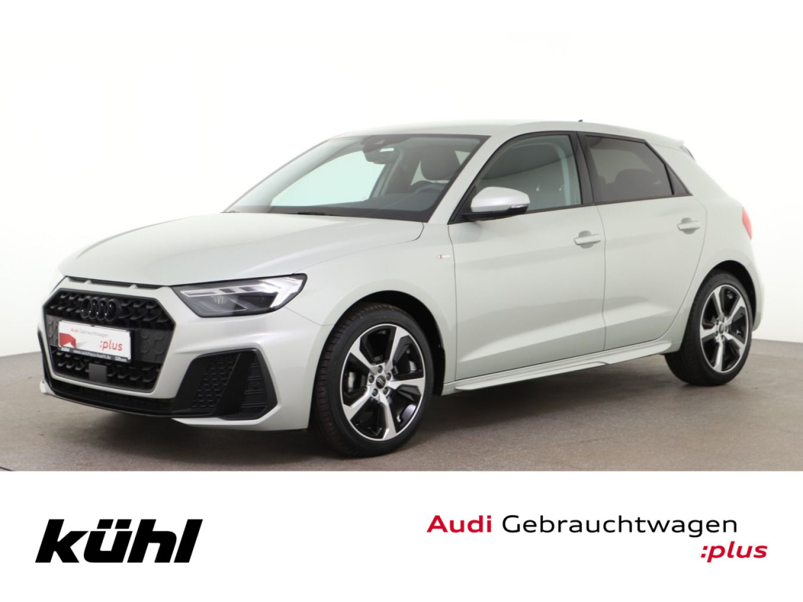 A1 Sportback 25 TFSI S tronic S line LED ACC Kessy Navi App 17"