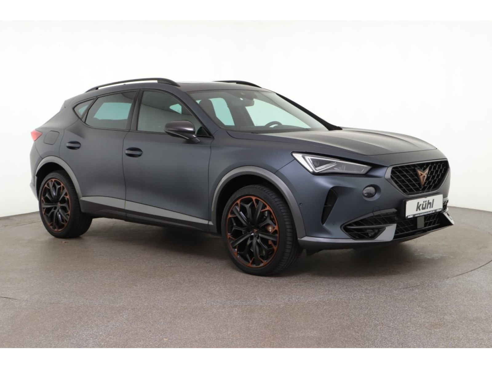 diagonal-frontansicht-aussen