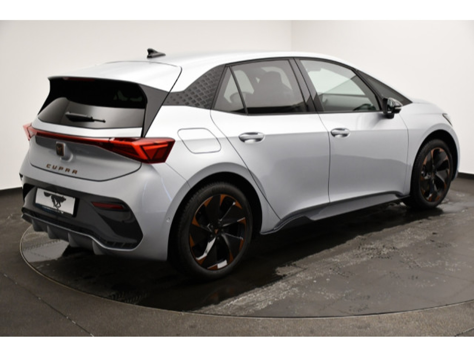 diagonalansicht-hinten-aussen