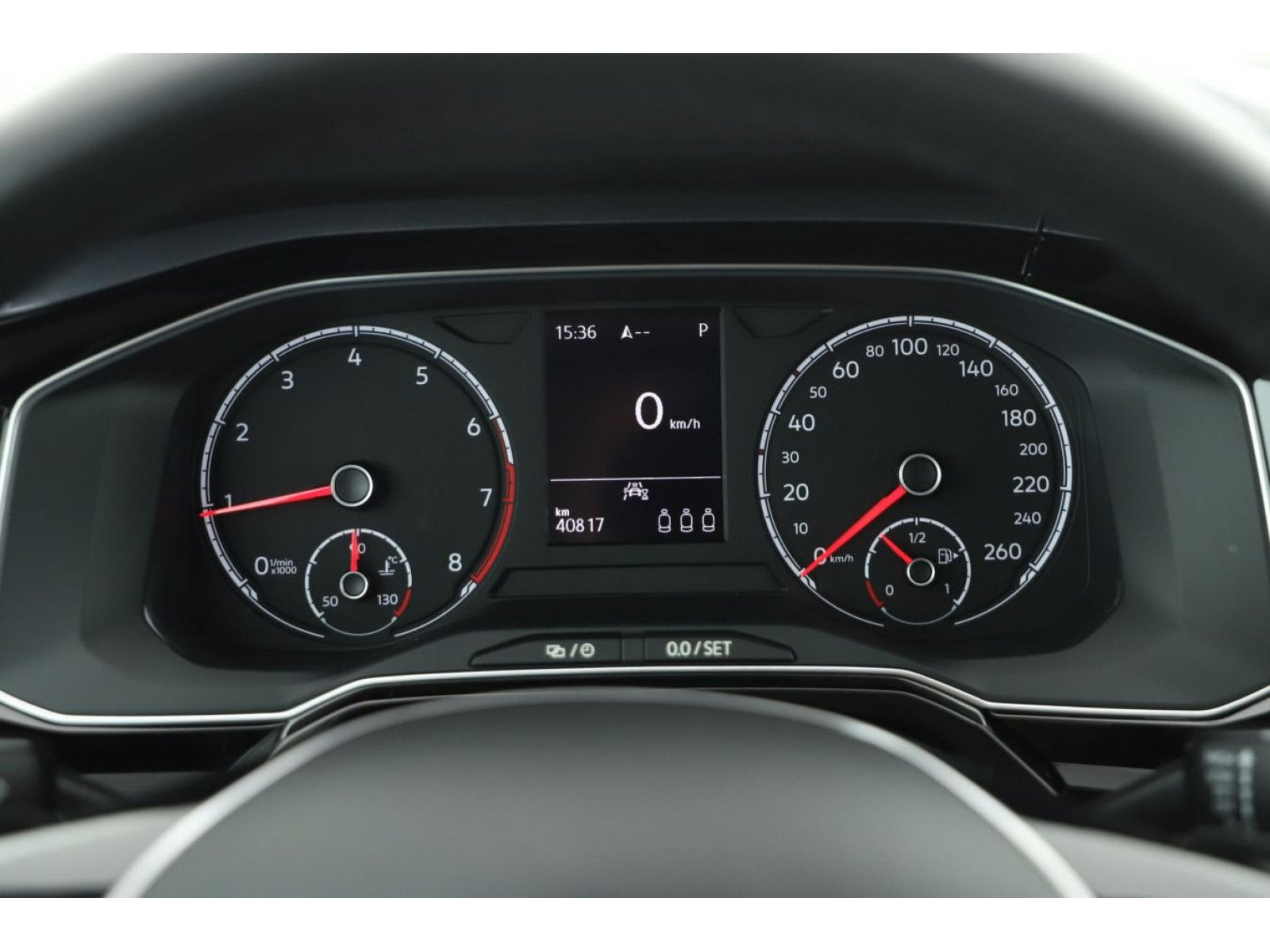 Volkswagen - Polo_9
